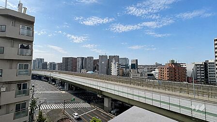 バルコニーからの眺め（北西方向）［2026年7月29日撮影］