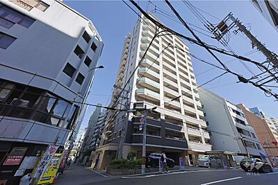 外観:エスリード上本町グラセントの外観(南西側から) 外観:エスリード上本町グラセントの外観(南西側から)