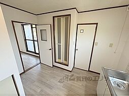 フラワーハイム97 3階2DKのリビング/ダイニング