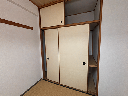 和室収納※AI画像生成にて荷物削除画像