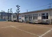 周辺環境-幼稚園・保育園(570m)春日部市立第四保育所
