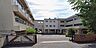 周辺：周辺環境-小学校(795m)松戸市立上本郷小学校