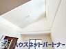室内：陽だまりのある光彩豊かなリビングは、何よりも快適で心休まる時間を過ごせます。