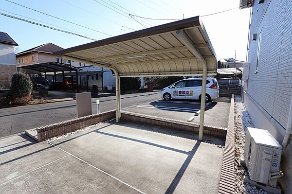 apartment 茨城県常総市内守谷町きぬの里
内守谷町きぬの里の賃貸情報を見る
物件地図