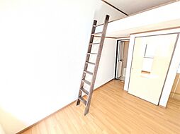 クレスト 203号室 2階ワンルームのリビング/ダイニング