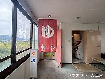最上階展望浴室入口最上階からの絶景を眺めながら入浴できる贅沢な展望浴室。心も体も癒されます。