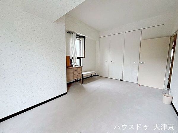 洋室を拡大表示