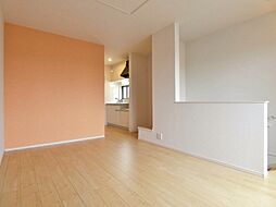 東武伊勢崎線 剛志駅 徒歩35分の賃貸アパート 1階1LDKのリビング/ダイニング