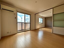 JR東北本線 古河駅 4.2kmの賃貸アパート 2階2LDKのリビング/ダイニング