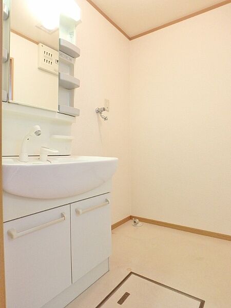 detached 群馬県伊勢崎市連取町1510-1　T＆M　DE号