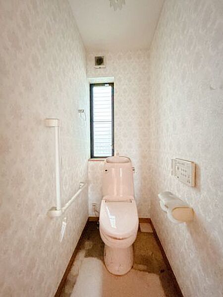 トイレを拡大表示
