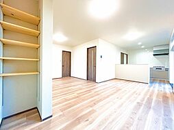 リビング/ダイニングの画像