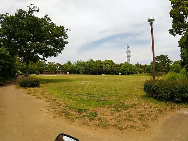 画像25:【公園】屋敷近隣公園まで1122ｍ