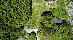 川のせせらぎと暮らす、川俣川沿いの自由な小さな土地の土地画像