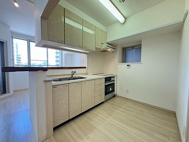 キッチン グエルスクエア八王子 3階/-