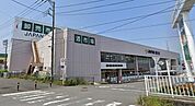ジャパンミート卸売市場 越谷店まで約650ｍ、徒歩約9分、自転車約4分