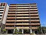外観：総戸数51戸の大型マンション！徒歩５分圏内にスーパーやドラッグストアなど商業施設が多数あり、利便性の良い物件です！現地いつでもご内覧可能です。ぜひお問合せください！