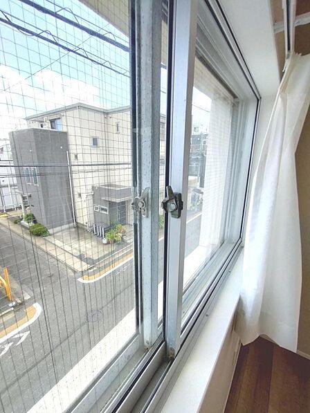 二重サッシ(室内とても静か)