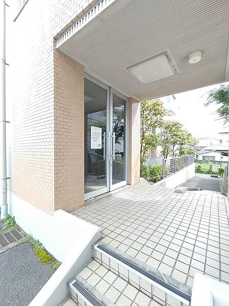 エントランスアプローチ
