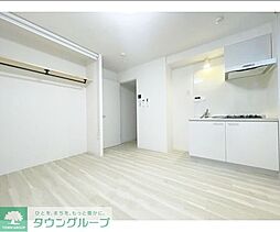 ＶＩＳＴＡ　ＩＺＵＭＩ 201 2階ワンルームのリビング/ダイニング