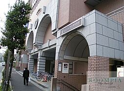 牛込神楽坂駅（1095m）