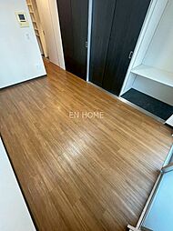 アーバンフラッツ瓦町 402 4階ワンルームのリビング/ダイニング