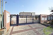 神戸市立長坂小学校 598m