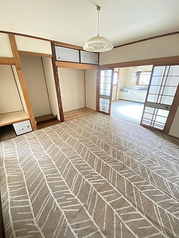 室内 和歌山市黒田333-6