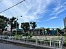 周辺：青木2丁目第3公園 240m