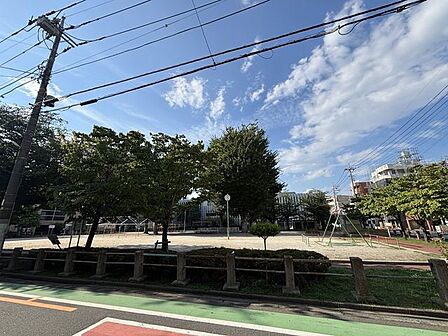 並木町東児童遊園 120m