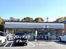 周辺：セブンイレブン山科勧修寺公園前店 徒歩6分。 420m