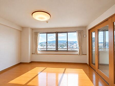 お子様の進学や転勤など、ライフステージの変わり目は住まいを見直すいいタイミングです。今の暮らしへの疑問をぜひ話してみてください