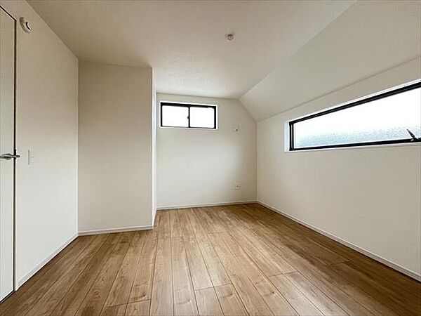 洋室を拡大表示