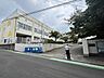 周辺：名古屋市立弥富小学校【校訓】明るく　仲良く　正しく　強く　【教育目標】自他のよさを認め　仲間と助け合いながら主体的に学び　粘り強くやり抜く子どもの育成 580m
