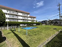粕畠住宅1号棟 遊園場