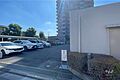 駐車場の出入り...