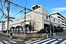 周辺：氷川児童館の外観