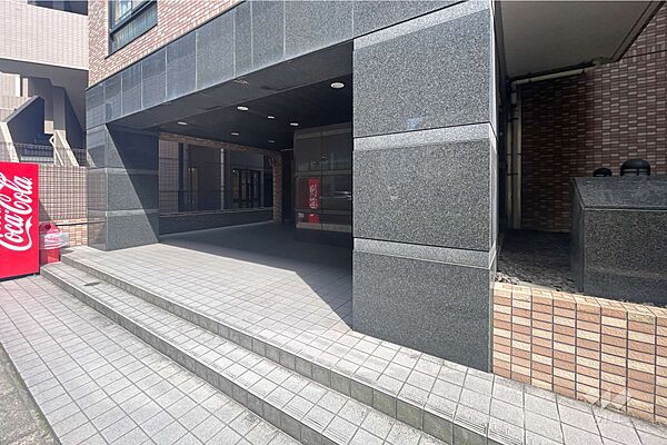 エントランスを拡大表示