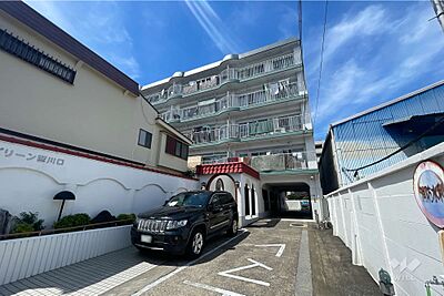 外観：サングリーン西川口の外観（南東側から）