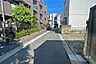 その他：敷地南西側の前面道路（北西側から）