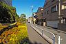 その他：敷地東側の前面道路