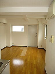 池袋ロイヤルウエスト 301 3階ワンルームのリビング/ダイニング