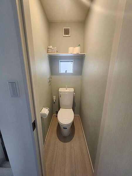 トイレを拡大表示