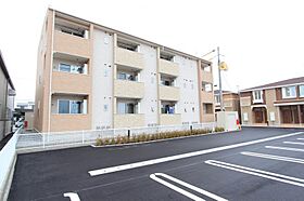 香川県高松市下田井町78番地8（賃貸アパート1LDK・3階・53.00㎡） その1