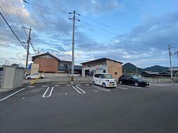 JR予讃線 端岡駅 徒歩5分の賃貸アパート 1階1LDKのリビング/ダイニング