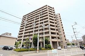 香川県高松市栗林町二丁目14-15（賃貸マンション2LDK・2階・68.31㎡） その1