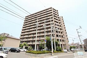 香川県高松市栗林町二丁目14-15（賃貸マンション2LDK・2階・68.31㎡） その3