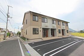 香川県高松市檀紙町560-1（賃貸アパート1LDK・1階・47.92㎡） その1