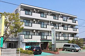 香川県高松市六条町166（賃貸マンション1LDK・4階・49.60㎡） その1