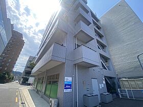 香川県高松市番町二丁目17-16（賃貸マンション2LDK・2階・122.51㎡） その3